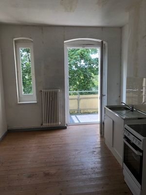 Küche mit Balkon