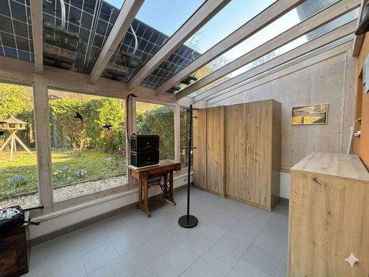 Wintergarten mit Photovoitaik