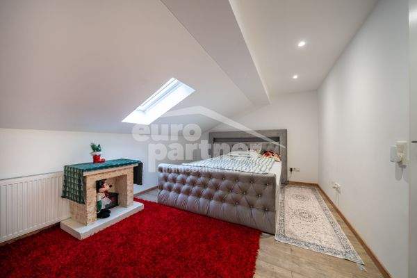 Schlafzimmer II (DG)