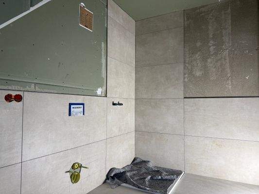 Tolle grau-beige XL Fliesen