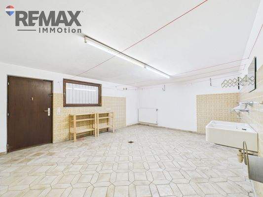 Hauswirtschaftsraum KG