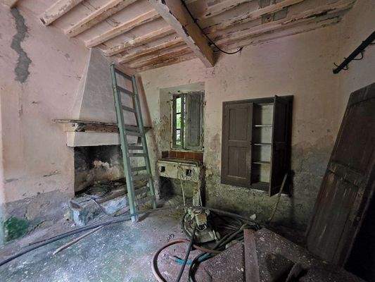 1000083936 - 1K JPEG.jpg