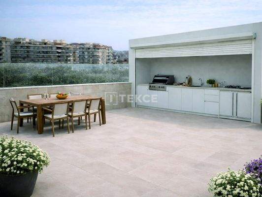 Modern Coastal Apartments with Private Terraces in Torrevieja