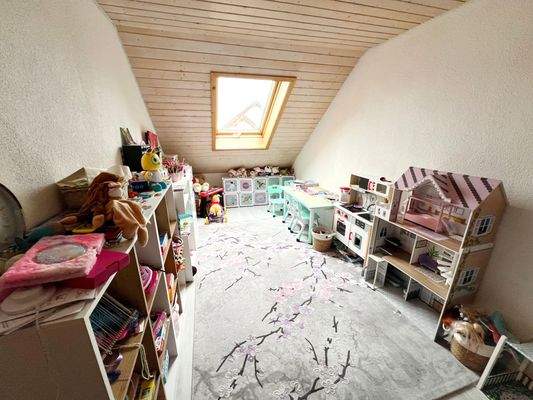 2. OG Kinderzimmer 1