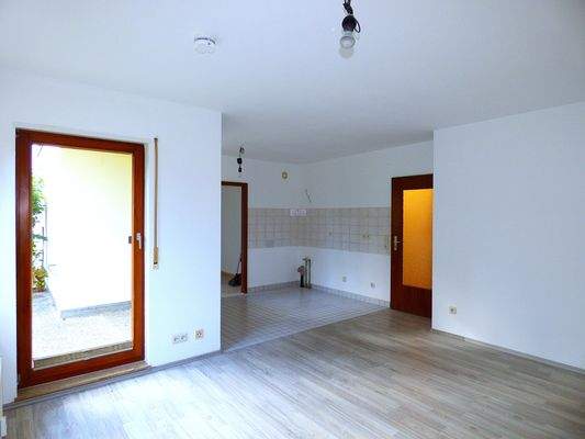 Wohnzimmer / Offene Küche