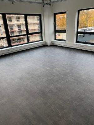 2 OG links Büro 3.jpg