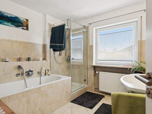 Badezimmer OG mit sep. WC_1