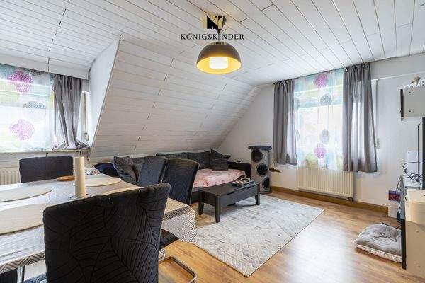 Helles und freundliches Wohnzimmer