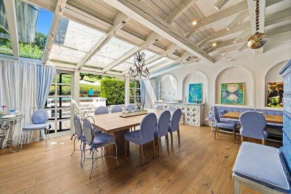 Niederösterreich-Klosterneuburg-Anwesen-Essbereich-hell