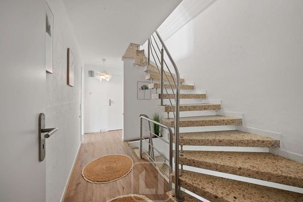 Treppen ins Dachgeschoss