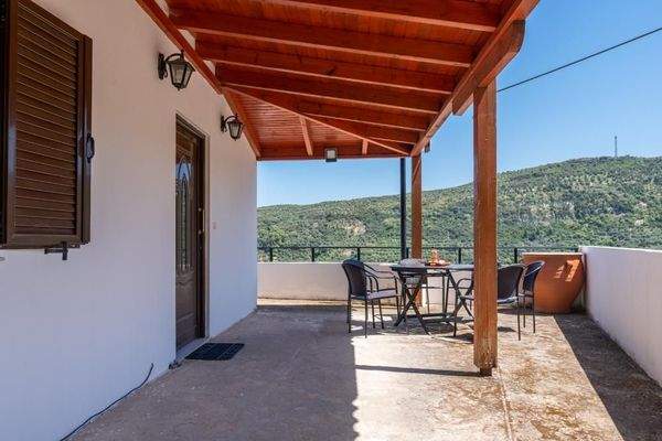 Kreta, Topolia: Charmantes Steinhaus zu verkaufen