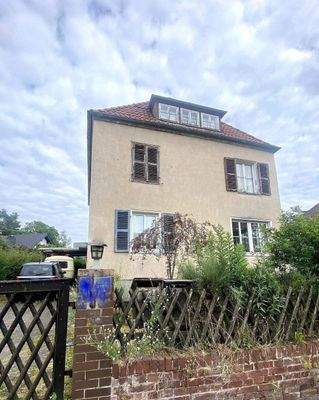 Zweifamilienhaus in Top-Lage 