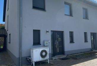 1b519343-a5bc-4406-8b93-7acedad7e084