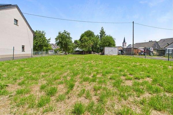 Zum Flürchen / Zum Hohen Stein – 54413 Beuren (Hochwald)