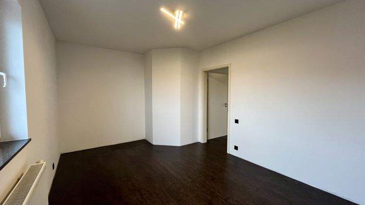 Arbeits-Schlafzimmer OG