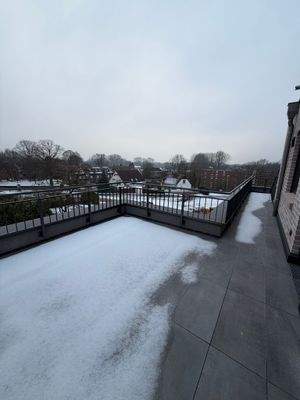 Große Dachterrasse