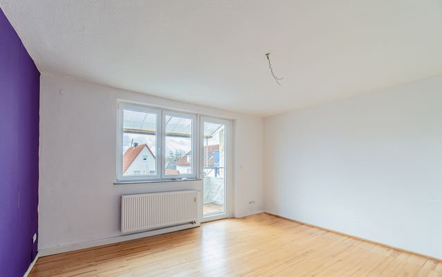 Zimmer 1 zu Balkon OG