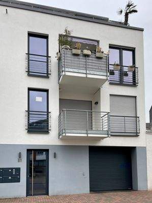 Hausansicht Front.jpeg