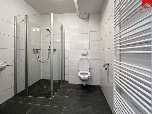 ansprechendes Badezimmer