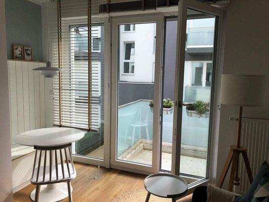 Essbereich mit Balkon