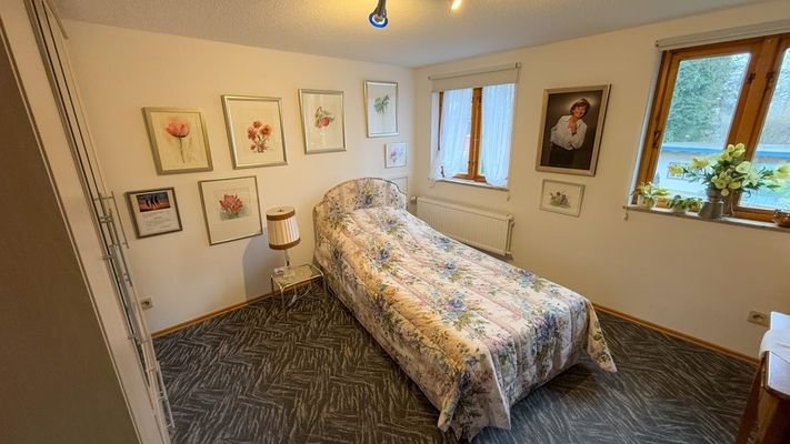Gästezimmer DG Haupthaus