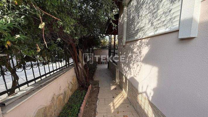 Sea View Spacious Villa with Private Garden in İzmir Turkey