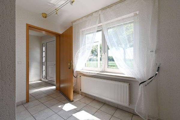 Haus LINKS - Diele (Blick 1)