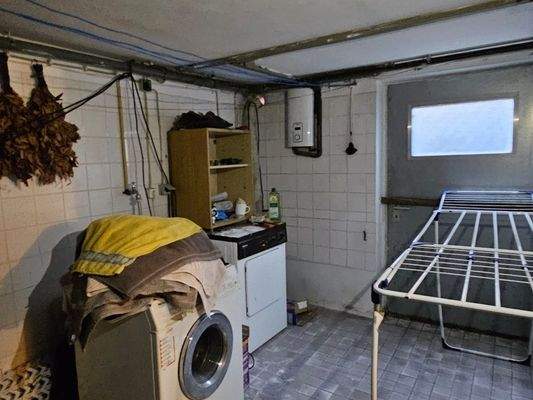 Kellerraum Waschraum 1