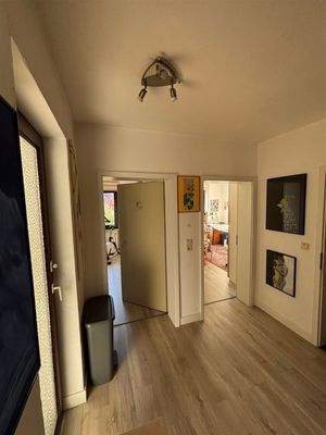 20251106_135629627_iOS