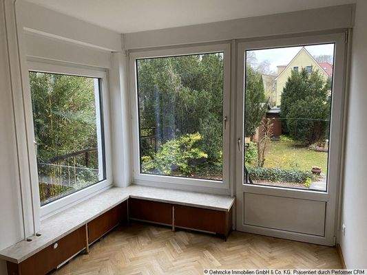 Zimmer mit Ausgang zum Garten