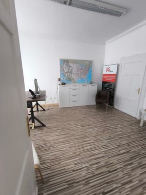 Büro 1