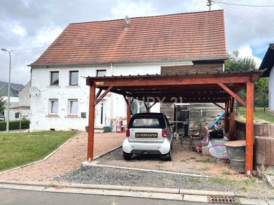 Front mit Carport Ist Zustand