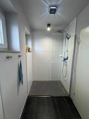 Badezimmer Ansicht 1