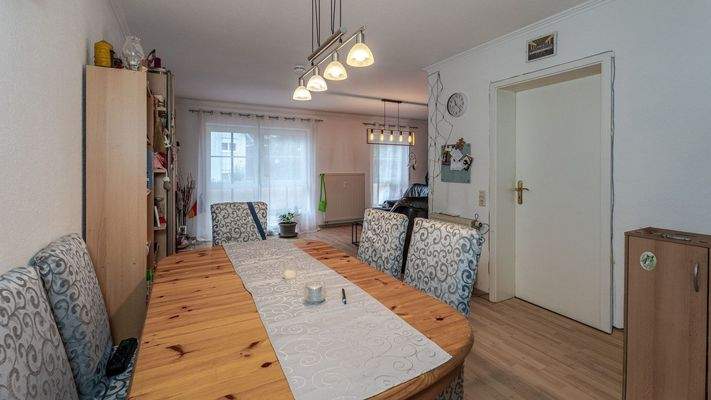 Wohnzimmer / Esszimmer