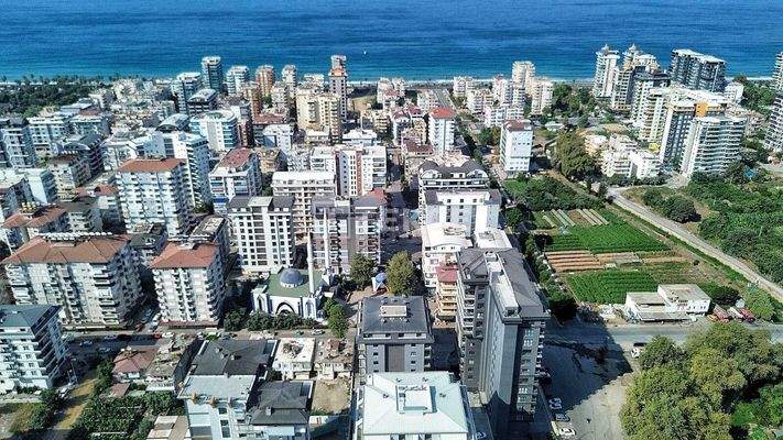 Chic Design Furnished Flat Near the Beach in Alanya