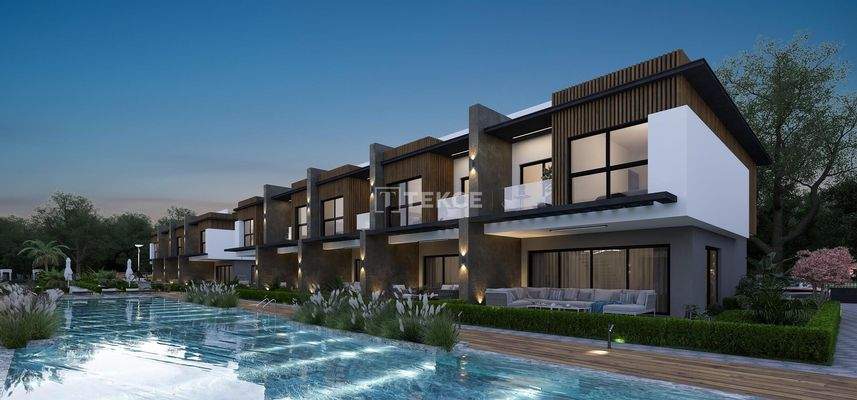 Villas Close to the Sea in a Complex with Pool in Kuşadası Turkey