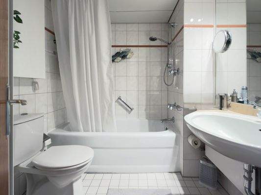 Gepflegtes Badezimmer 