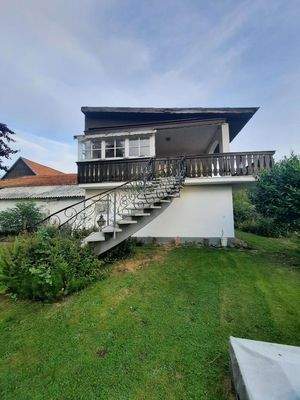 Garten mit Blick Anbau und ELW