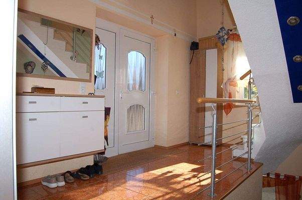 11 Eingangsbereich.JPG