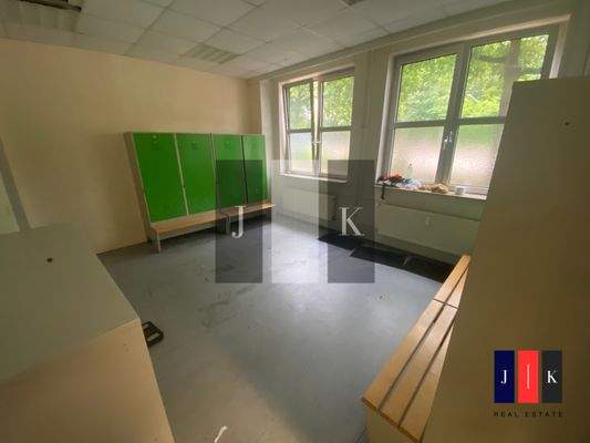 Halle Innenansicht 3