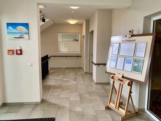 19) Gemeinschaftsflur