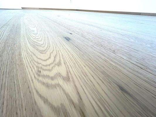 Hochwertige Holzdielen 