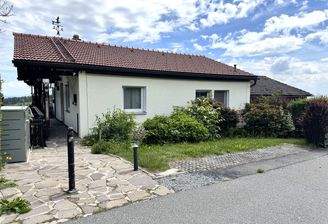 Ansicht Straßenseite.JPG