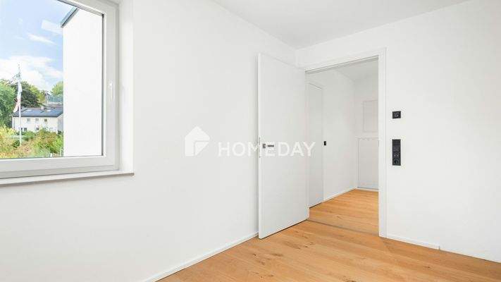 Arbeits-/Gäste-/Ankleidezimmer