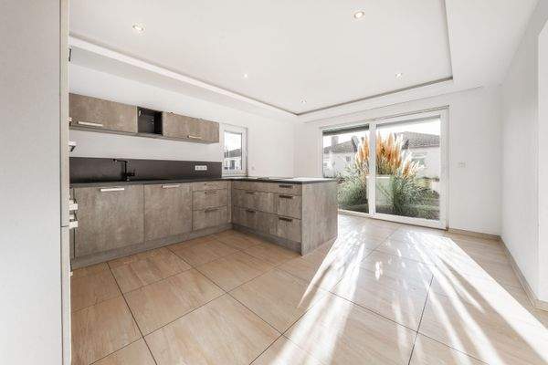 DI - Forbes Global Properties