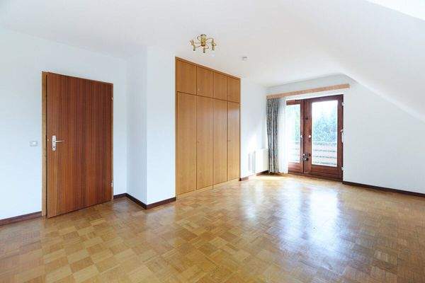 Zimmer Gegenblick OG 