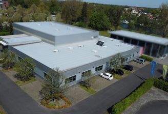 Luftbild Produktionshalle