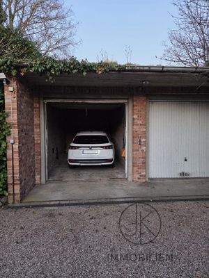 Garagen / Hinterhof