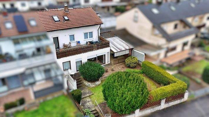 Haus Rückseite & Garten