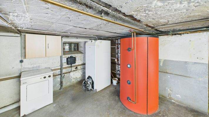 CAM01984G0-PR0452-STILL058